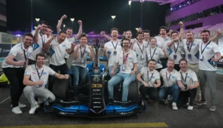 TUM team Autonomous Motorsport beim Abu Dhabi Autonomous Racing League