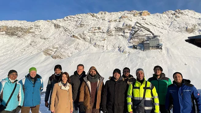 Group photo on the Zugspitze