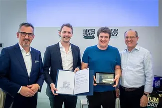 Vier Personen beim TUM Presidential Entrepreneurship Award